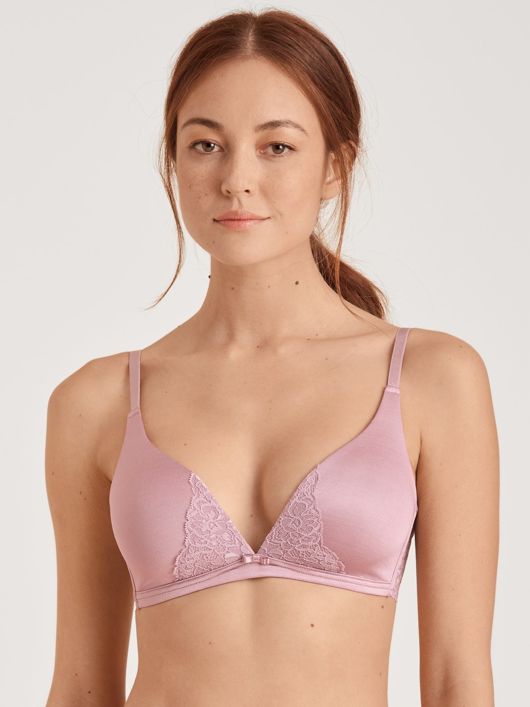 Triangle bra without underwire