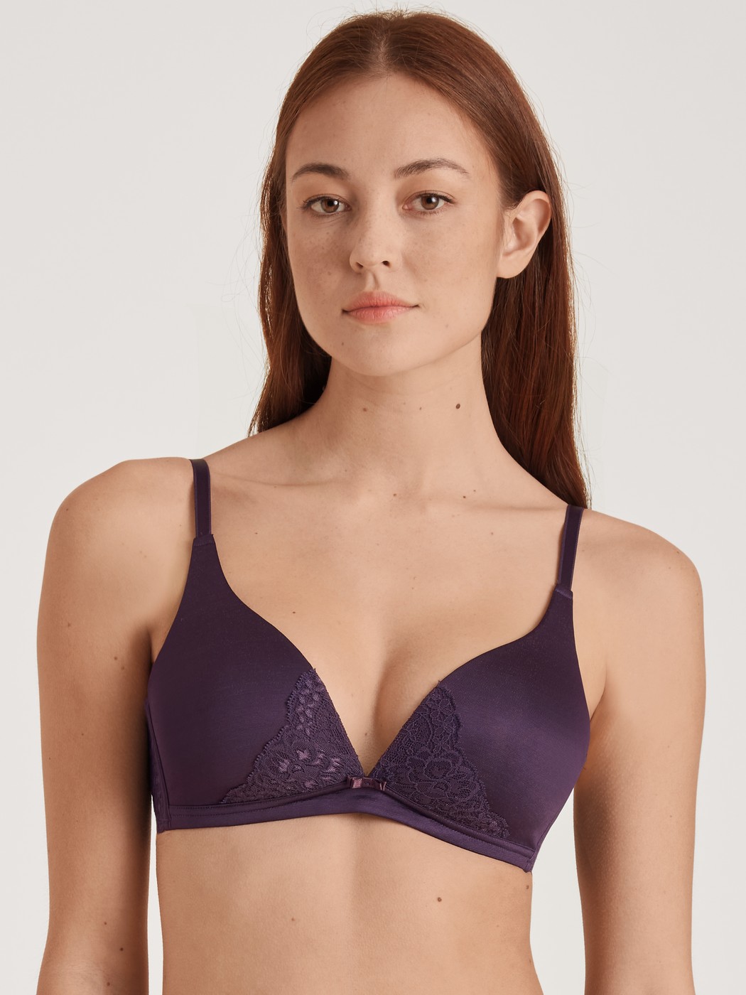 Triangle bra without underwire