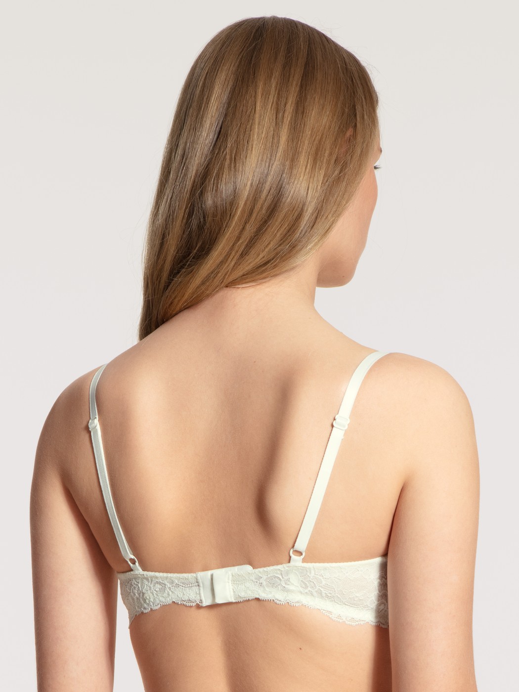 Triangle bra without underwire