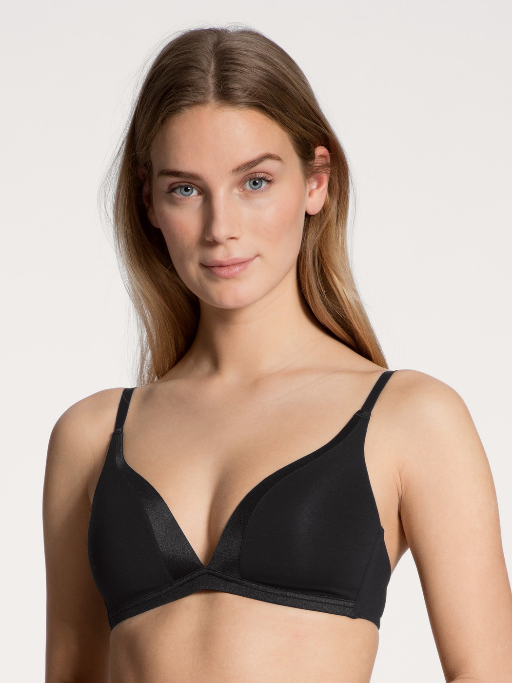 Triangle bra with padding