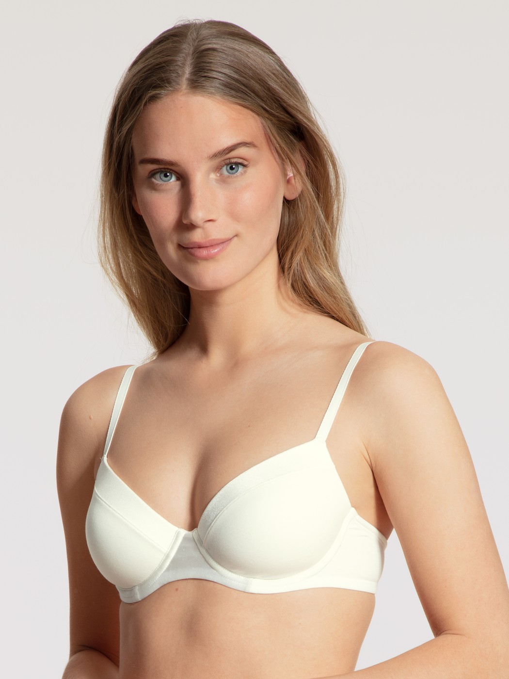 T-shirt bra