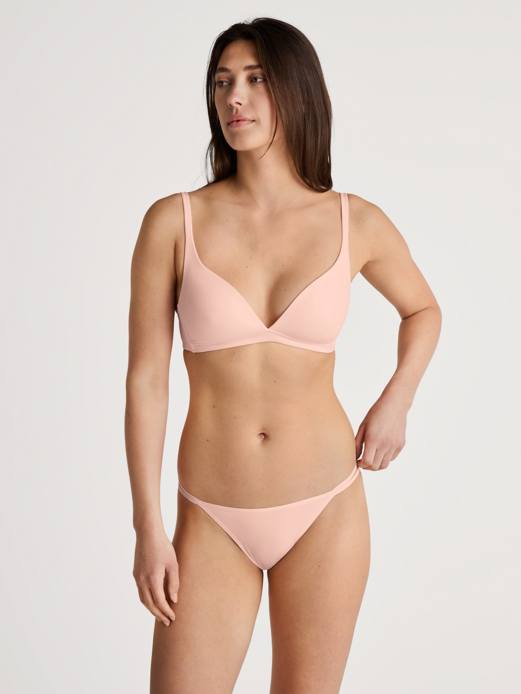 Triangle bra without underwire