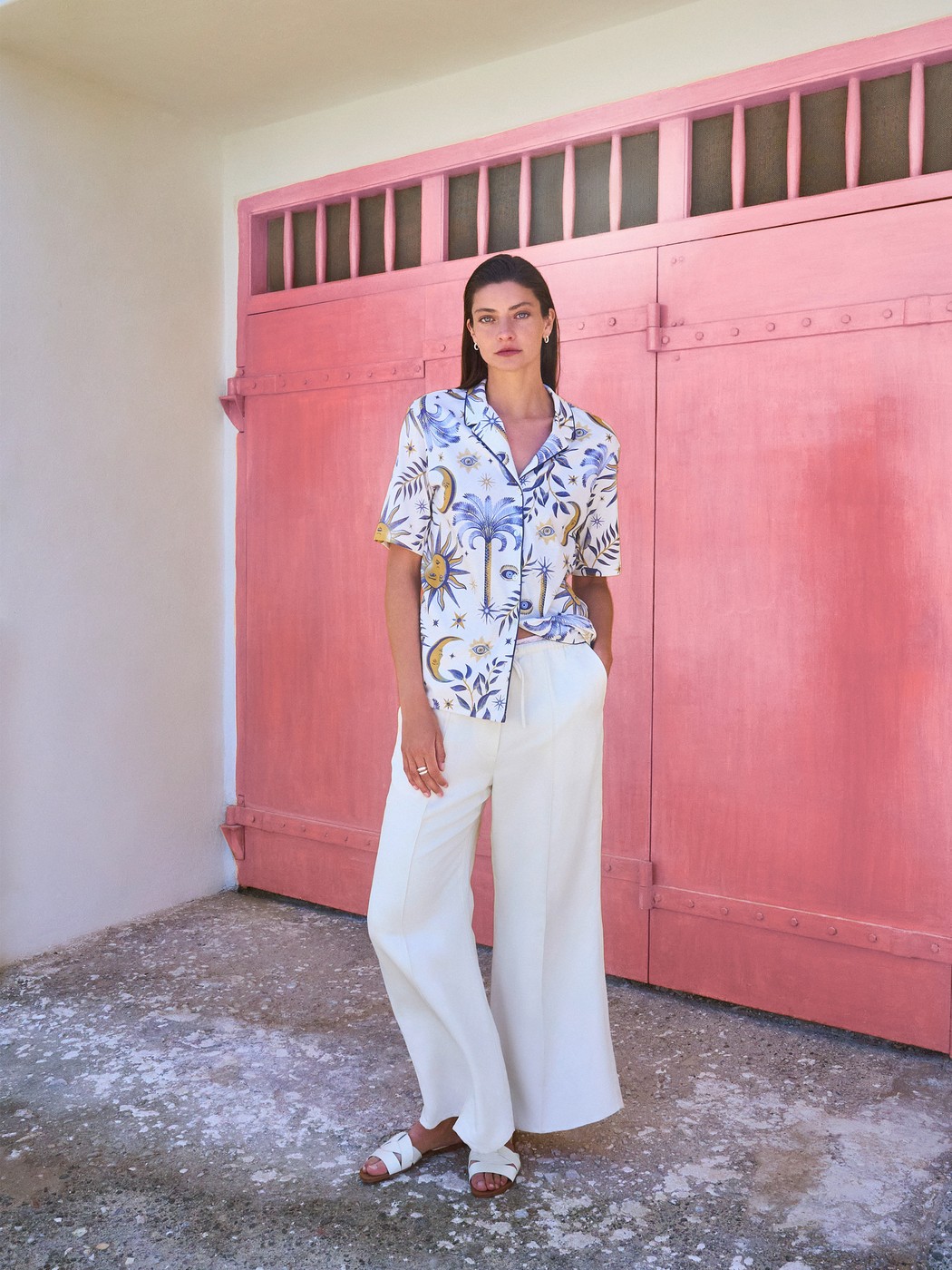 Camicia a maniche corte, abbottonata