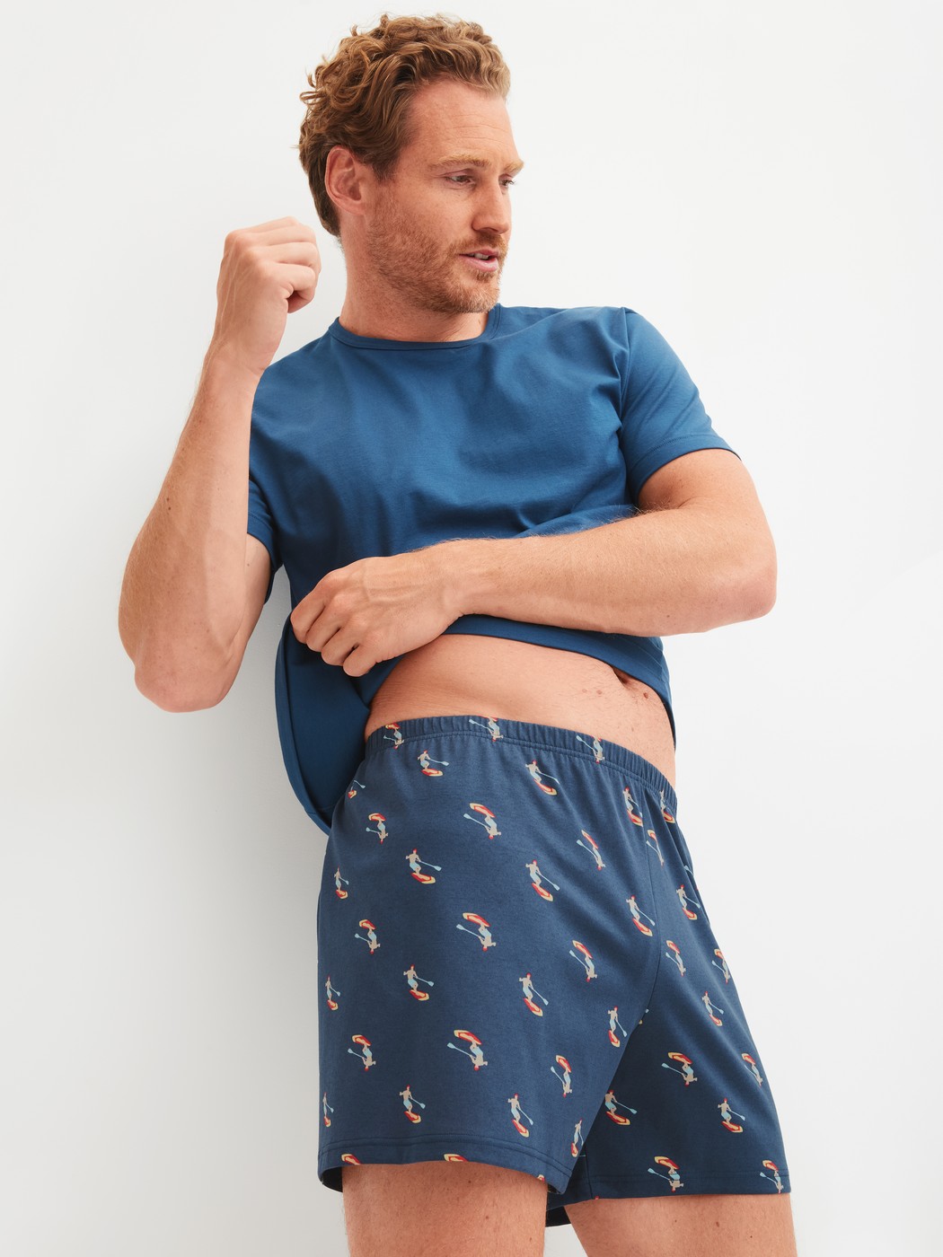 Men model is wearing Boxer shorts made of Cotton in Blue, Patterned from the Prints series by CALIDA, Additional Image