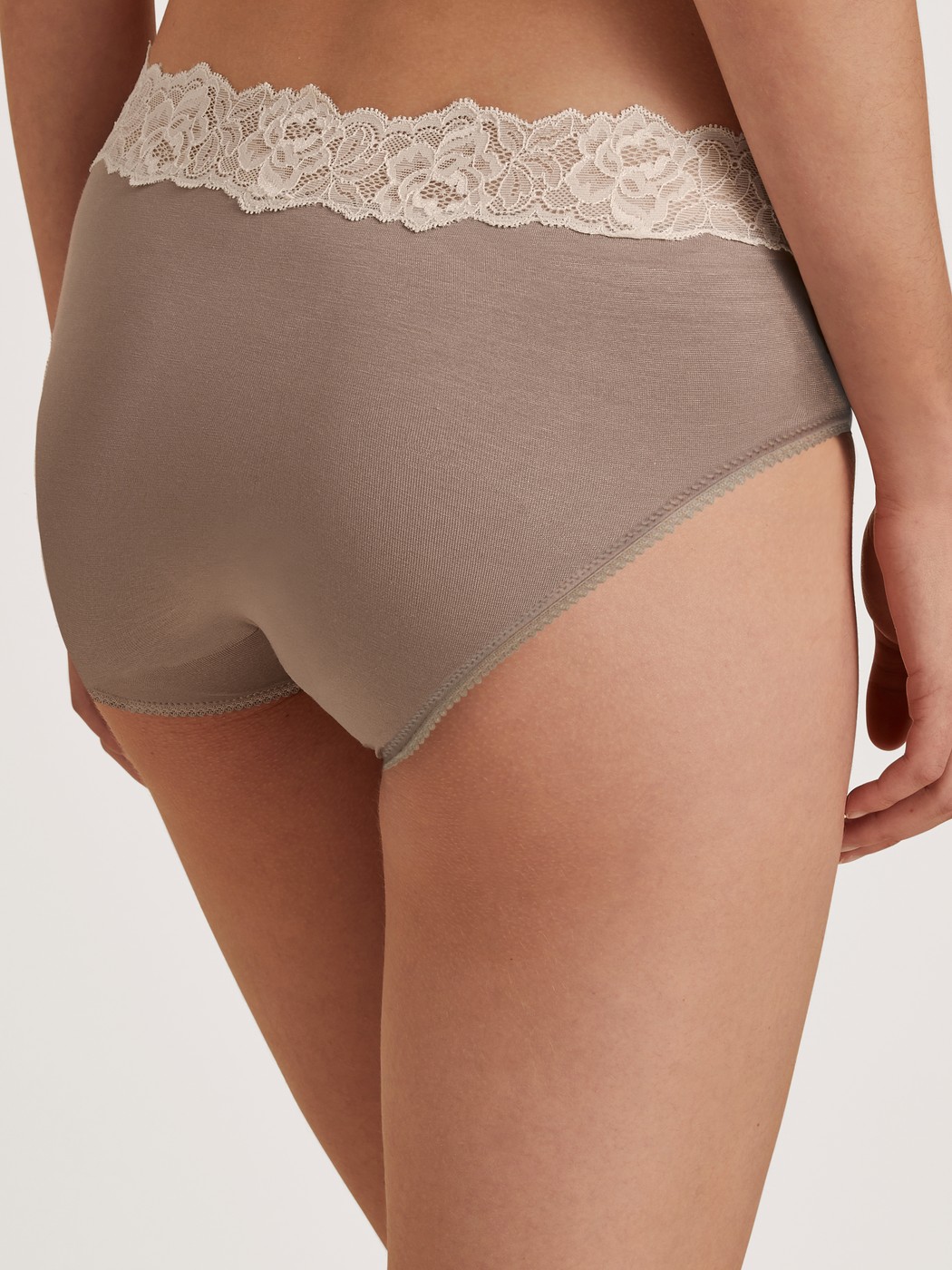 Panty, taille basse