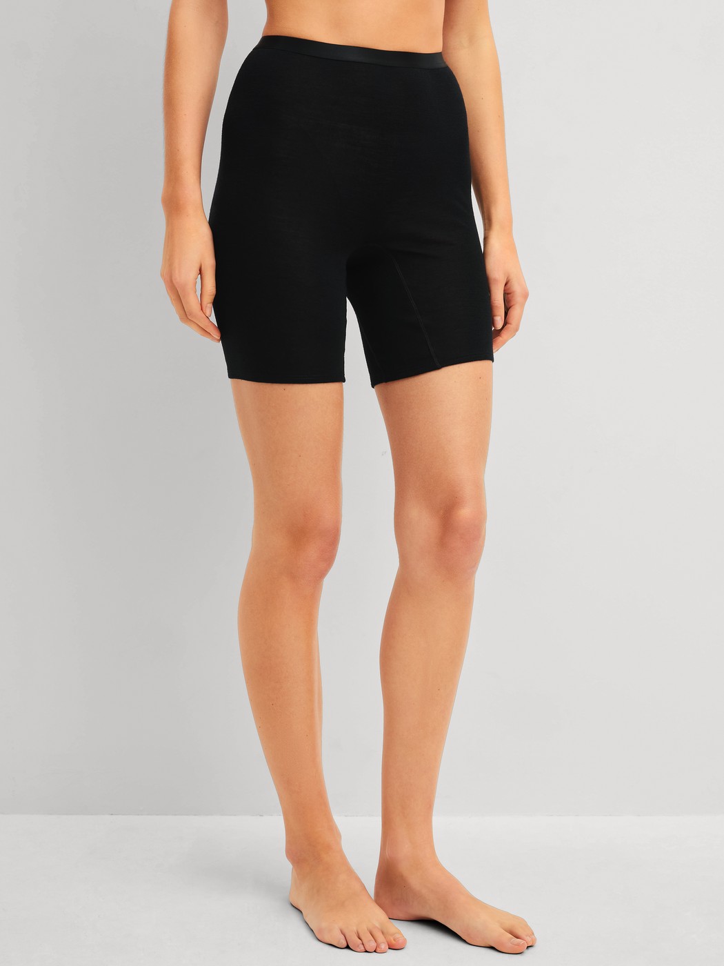 Women model is wearing  made of Wool in Black, Unicoloured from the True Confidence series by CALIDA, Front view