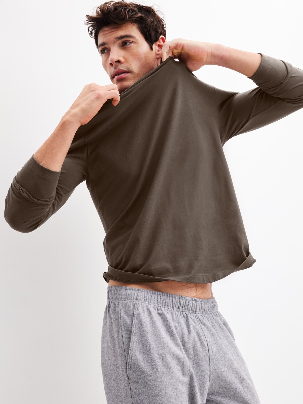 Men model is wearing  made of Flanell in Grey, Patterned from the RMX Flannel Mood series by CALIDA, Additional Image