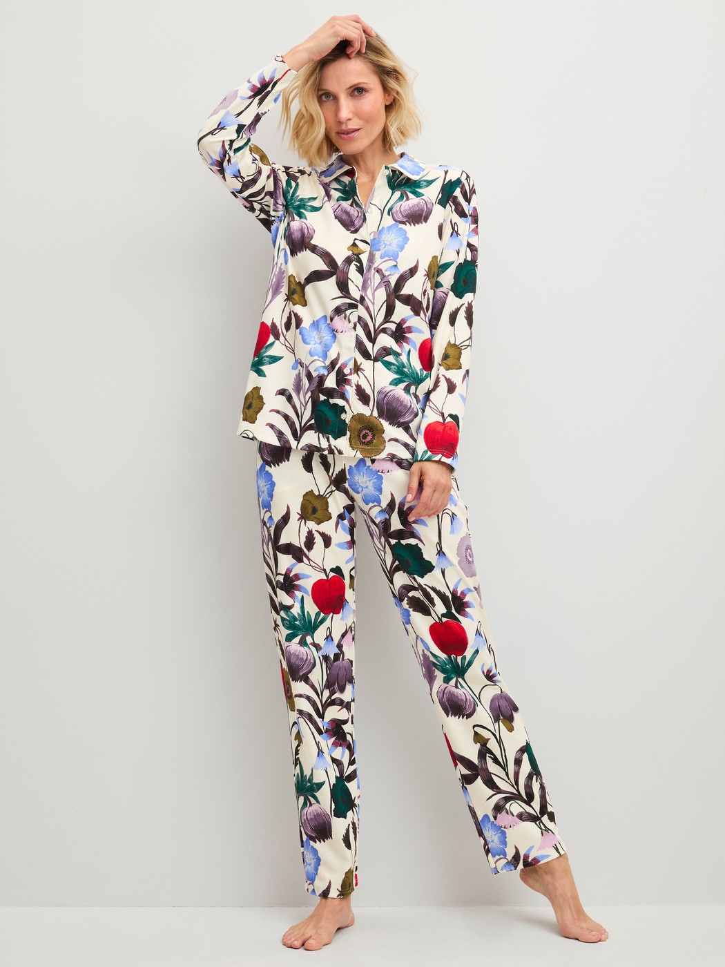 Women model is wearing  made of 100% Cotton in Beige, Floral from the Alpine M&M series by CALIDA, Outfit