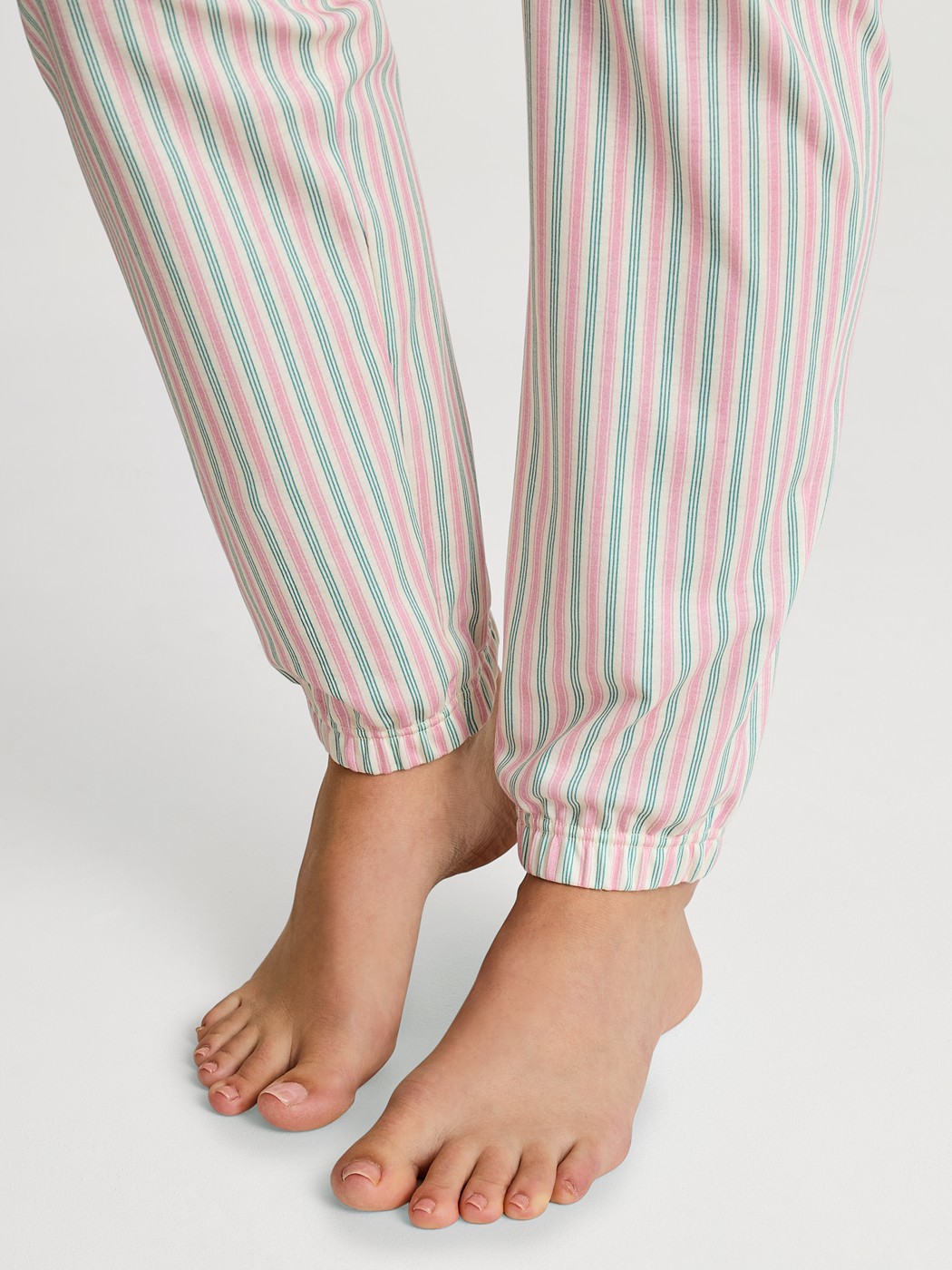 Pyjama bottom with cuffs