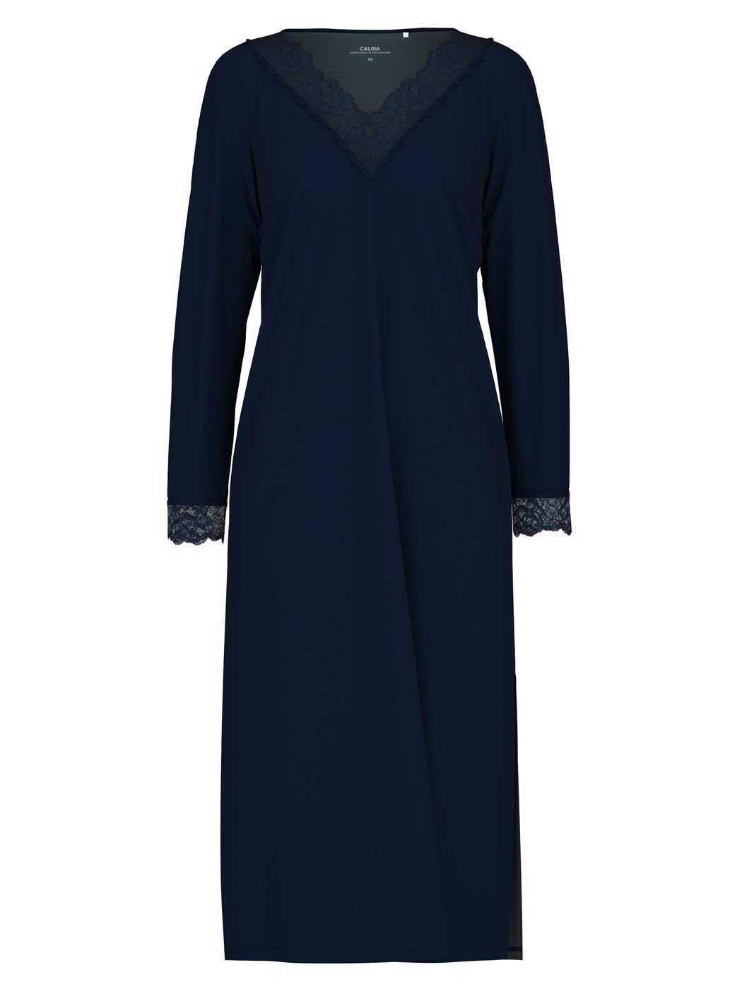 Long-sleeved nightdress