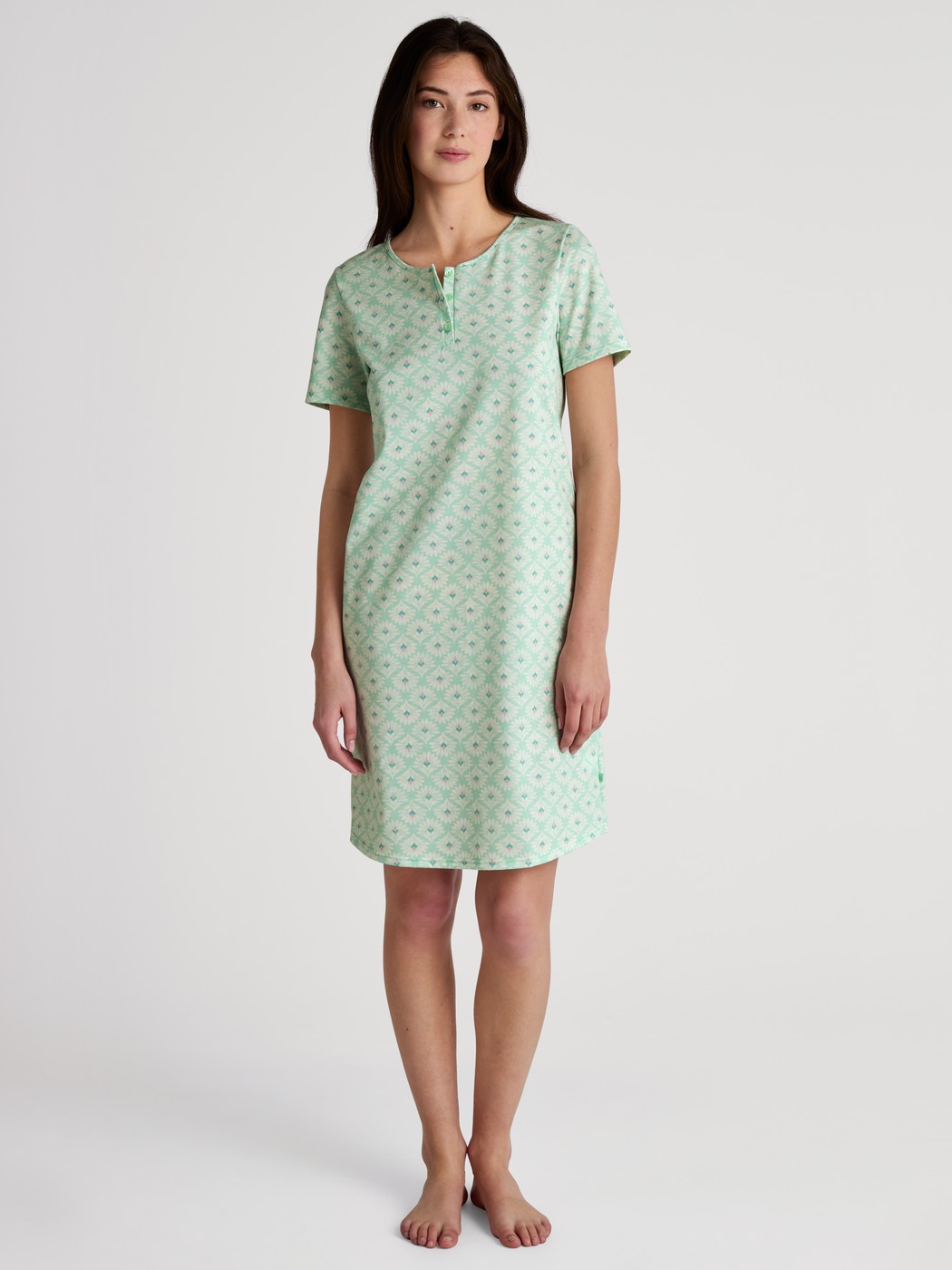 Short-sleeved nightdress, length 95 cm