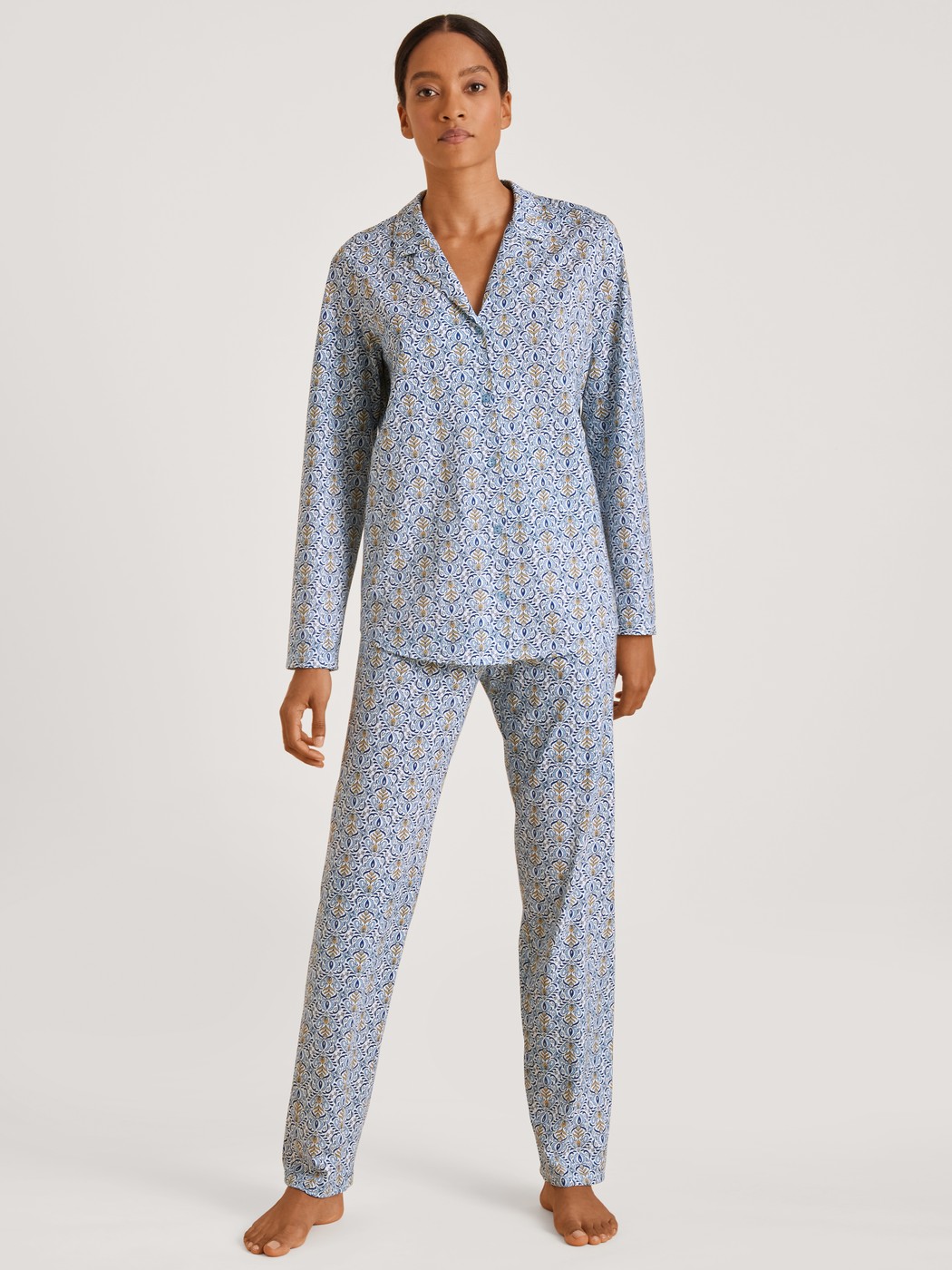 Pyjamas, buttoned through