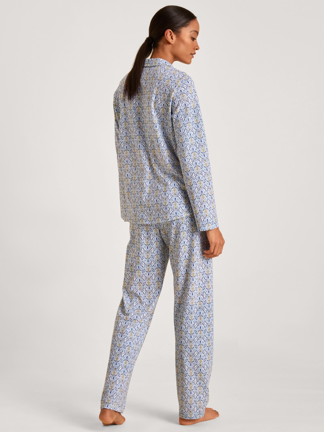 Pyjama, boutonné