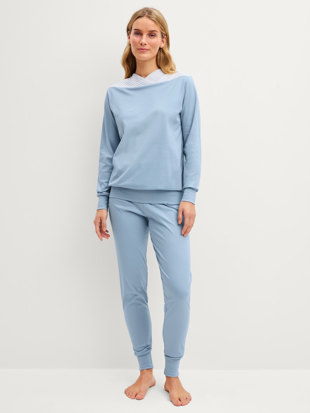 Women model is wearing Pyjama with cuff made of 100% Cotton in Grey, Striped from the Soulmate series by CALIDA, Front view
