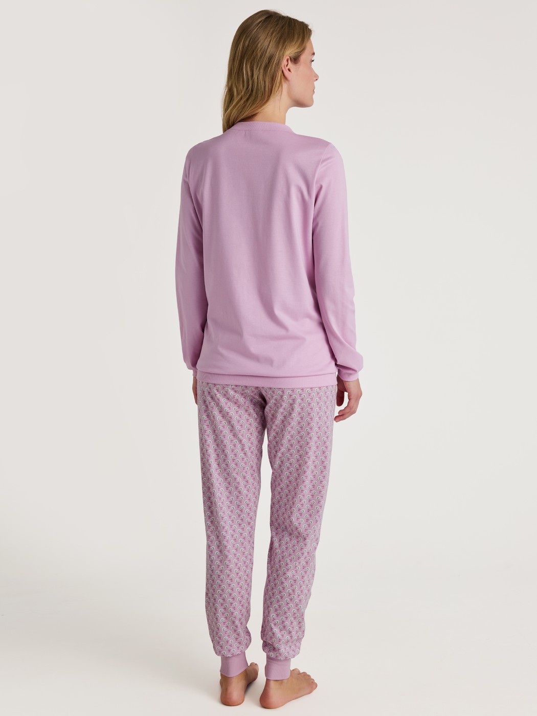 Pyjama with cuff