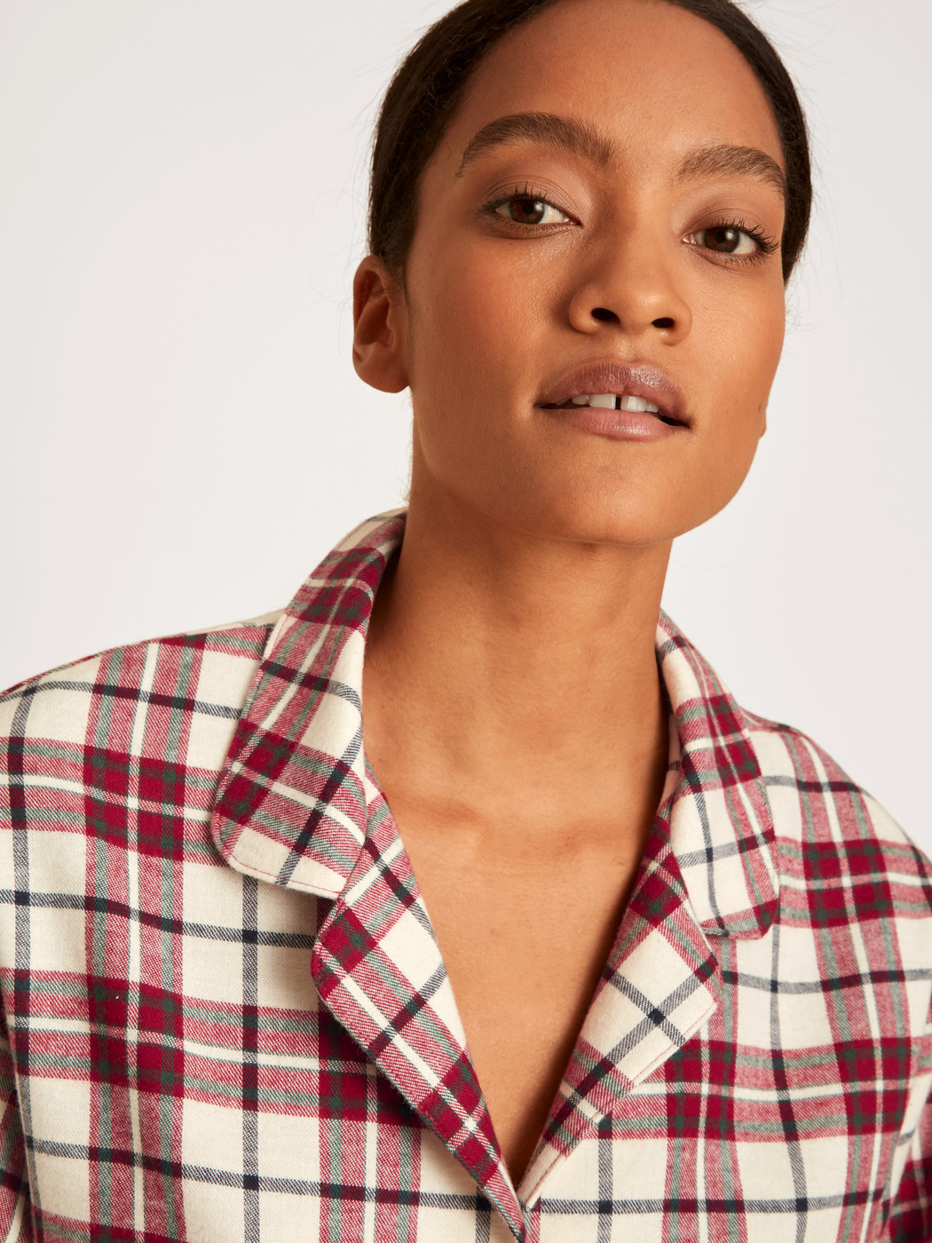 Flannel pyjamas, buttoned