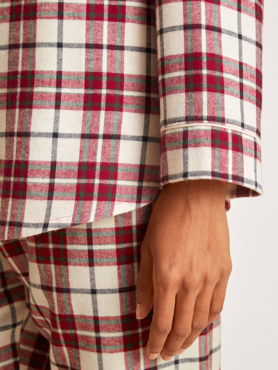 Flannel pyjamas, buttoned