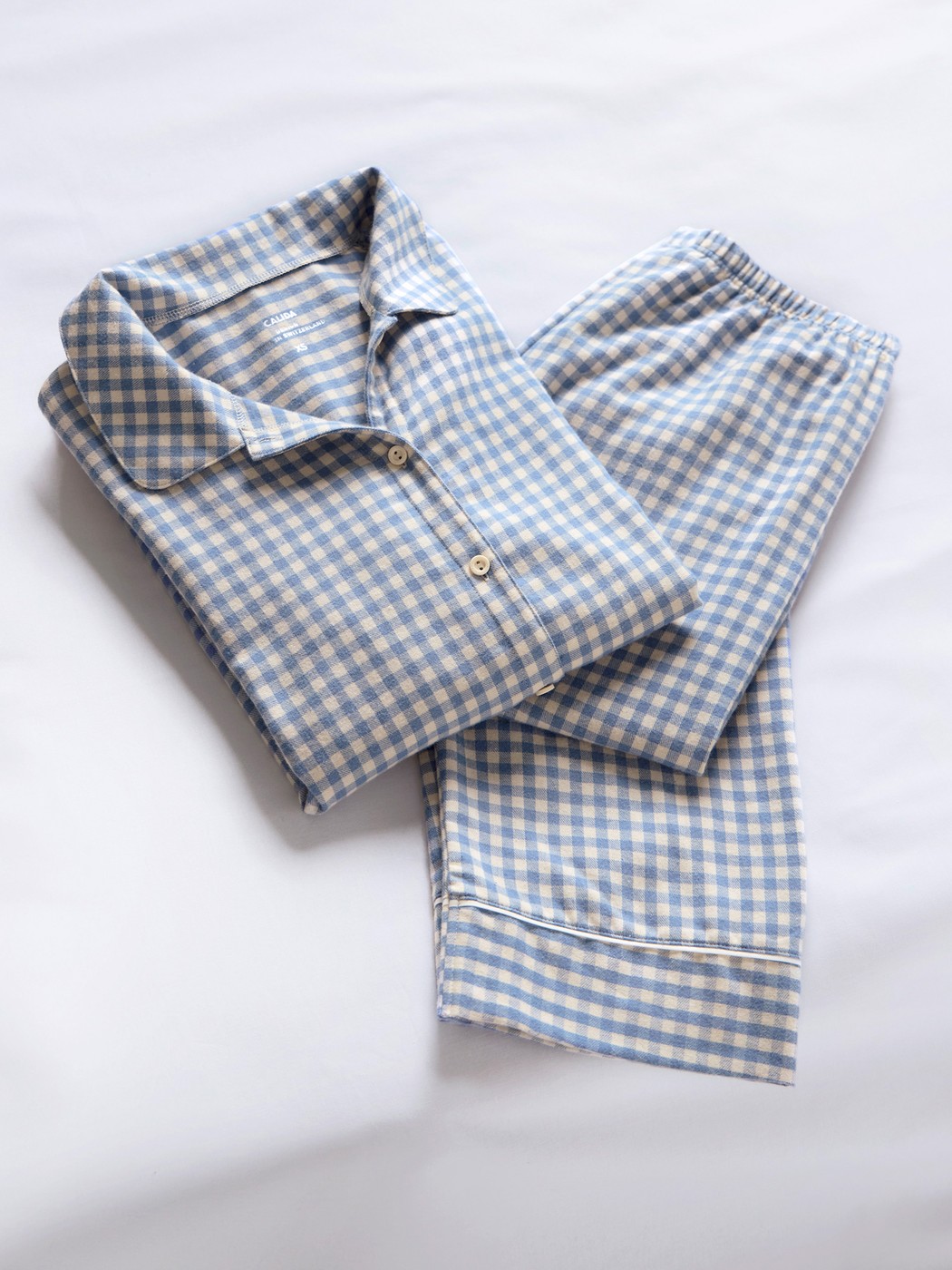 Damen - Flanell-Pyjama mit Knöpfen aus 100% Baumwolle in Blau, Kariert aus Serie Flannel Dreams von CALIDA, Detail