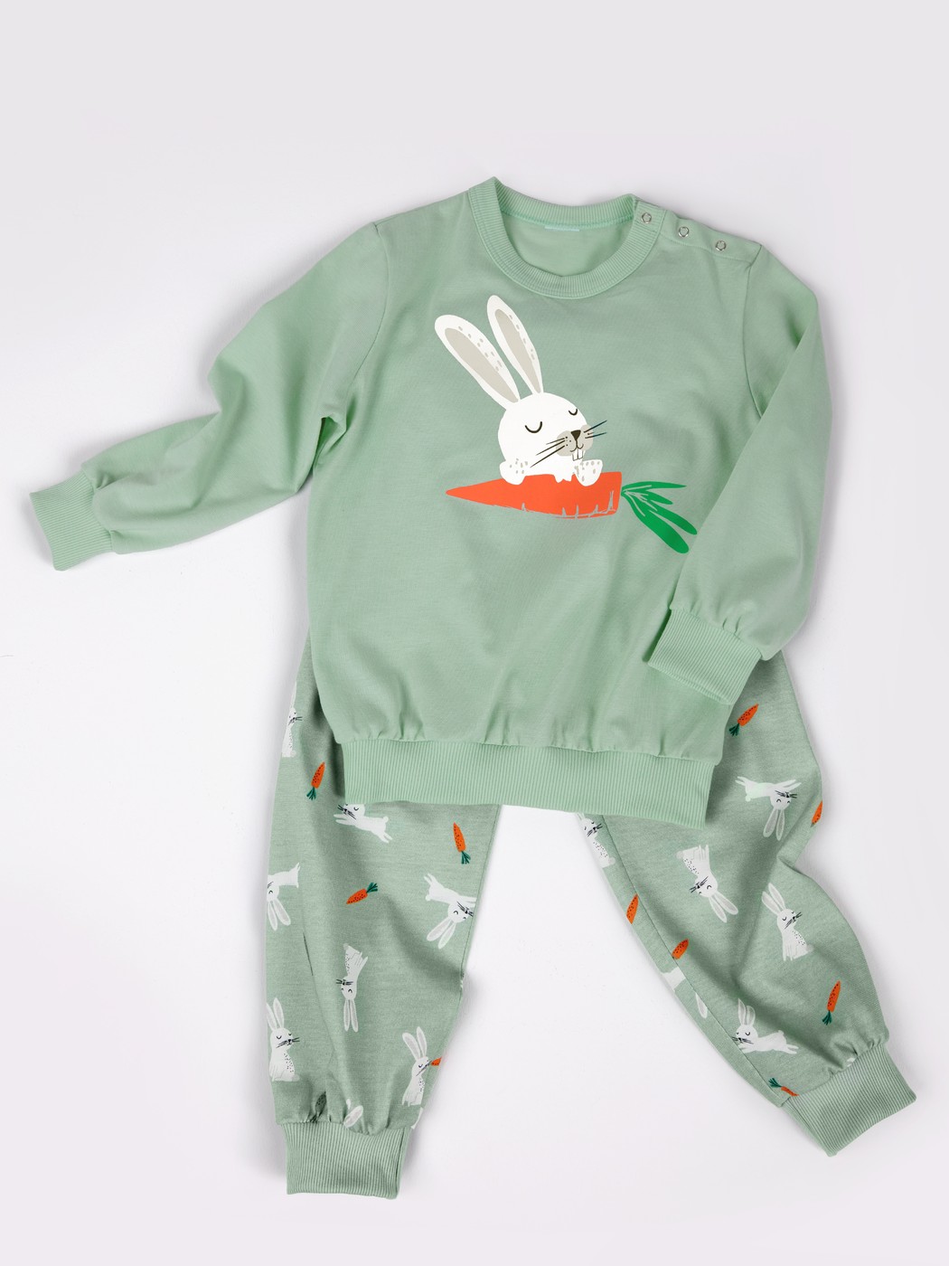 Le mannequin Enfant porte le/la Pyjama avec bords élastiques en 100% coton de couleur Vert, , de la série Toddlers Easter de CALIDA, Image supplémentaire