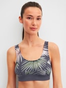 Damen-Model trägt Bustier mit Softbund aus Baumwolle in Grau, Floral aus Serie Elastic Trend von CALIDA, Vorderansicht