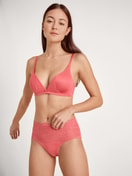 Triangle bra without underwire