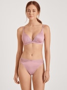 Triangle bra without underwire