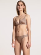 Triangle bra without underwire