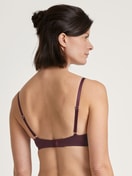 Soft bra without underwire