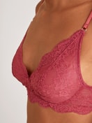 Soft bra without underwire