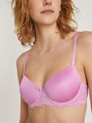 Underwired T-shirt bra with padding