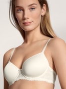 Underwired T-shirt bra with padding