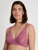 Lace bra without underwires