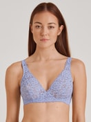 Lace bra without underwires