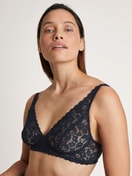 Lace bra without underwires