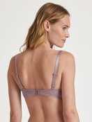 Spacer bra with wires