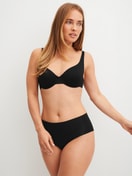 Women model is wearing underwired bra made of Polyamide in Black, Unicoloured from the Sleek Skin series by CALIDA, Outfit