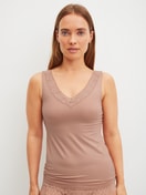 Women model is wearing Tank top made of Cotton in Brown, Lace from the Natural Comfort Lace series by CALIDA, Front view