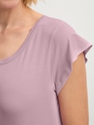 Women model is wearing Shirt short sleeve made of Modal in Purple, Unicoloured from the DSW Balancing series by CALIDA, Detail
