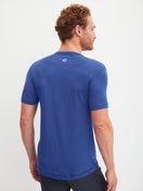 Herren-Model trägt Kurzarm-Shirt aus Modal in Blau, Einfarbig aus Serie DSW Balancing von CALIDA, Rückansicht
