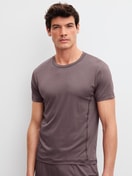 Men model is wearing Shirt short sleeve made of Modal in Brown, Unicoloured from the DSW Balancing series by CALIDA, Front view
