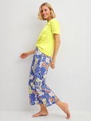 Women model is wearing Short-sleeved shirt made of 100% Cotton in Green, Unicoloured from the Late Bloom M&M series by CALIDA, Additional Image