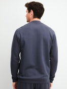 La modella / Il modello Uomo indossa Giacca in Cotone di colore Grigio, Tinta unita, della serie RMX Lounge Casual di CALIDA, Vista posteriore