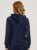 Sweatshirt with hood