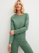 Women model is wearing Shirt long-sleeve made of Modal in Green, Unicoloured from the DSW Balancing series by CALIDA, Additional Image