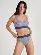 Slip, high waist