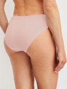 Damen-Model trägt Slip, 3er-Pack aus Polyamid in Braun, Einfarbig aus Serie Eco Sense Special von CALIDA, Zusatzbild