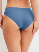 Damen-Model trägt Slip, 2er-Pack aus Baumwolle in Blau, Einfarbig aus Serie Benefit Women Spec. von CALIDA, Rückansicht