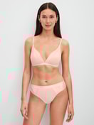 Women model is wearing Brief made of Cotton in Pink, Unicoloured from the Cate series by CALIDA, Outfit