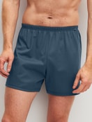 Le mannequin Homme porte le/la Boxershorts, lot de 2 en 100% coton de couleur Bleu, À motifs, de la série Cotton Special de CALIDA, Vue de face