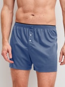 Le mannequin Homme porte le/la Boxer short en 100% coton de couleur Bleu, Unicolore, de la série Cotton Choice de CALIDA, Vue de face